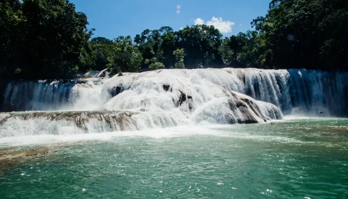 cascadas agua azul